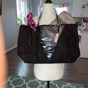 🎄NWT Victoria Secret Tote with PINK Dog! 🎄